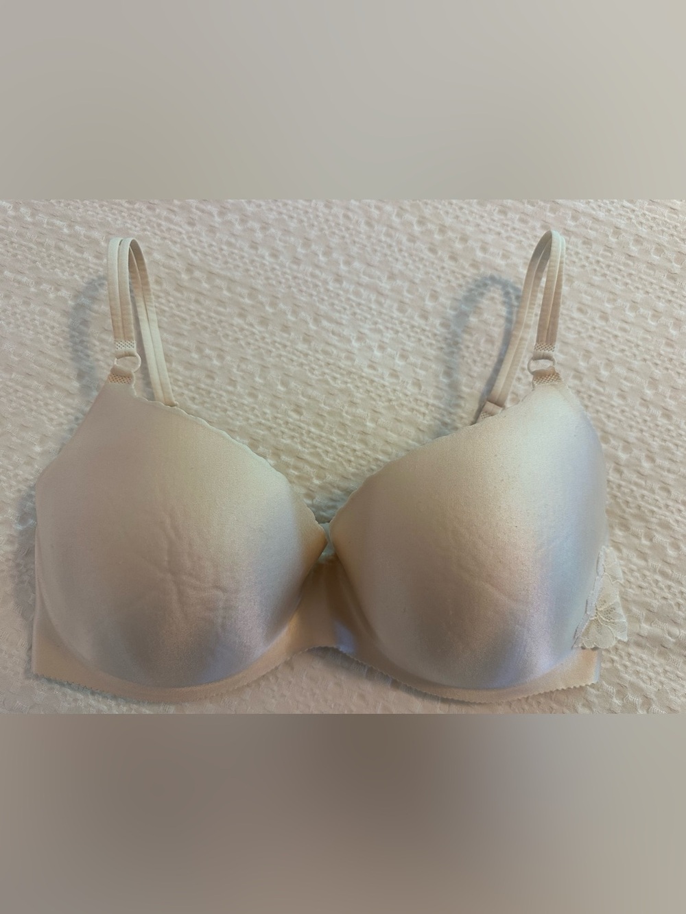 Victoria's Secret Angel Secret Embrace Bra